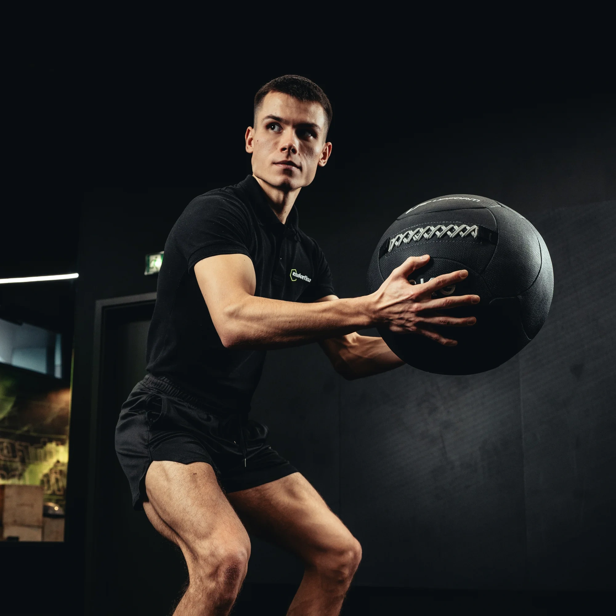 Záťažová lopta Wall Ball UpForm 12 kg – produktová fotografia